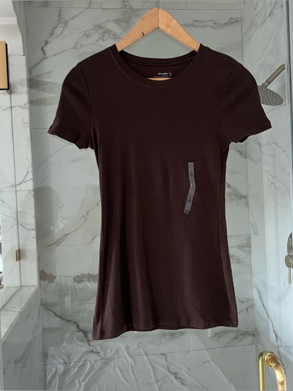 Old Navy Short-Sleeve Crewneck Tee in Deep brown